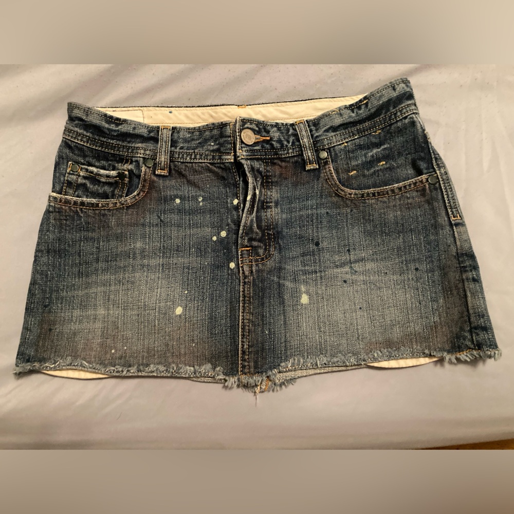 Ruehl No.925 Distressed mini Denim Skirt 2